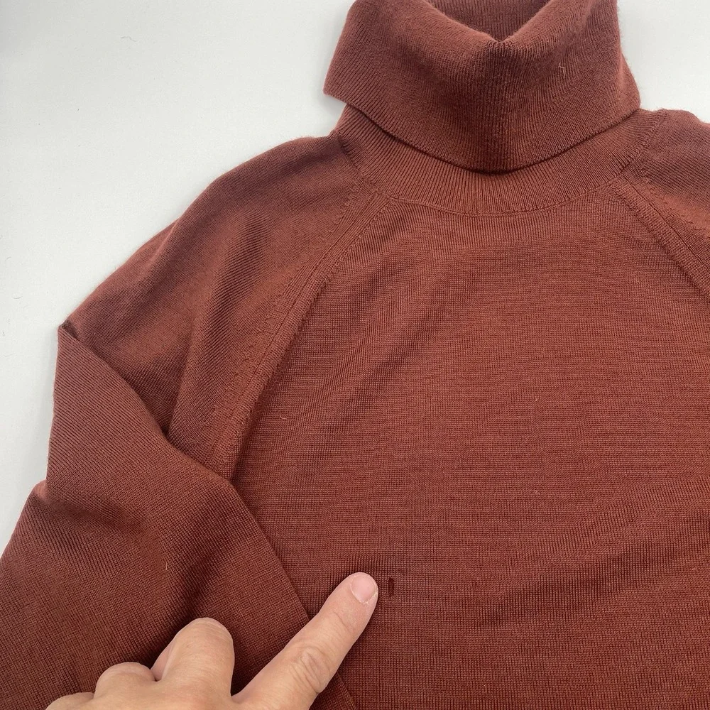Banana Republic Womens Petite XS Rust Brown 100% Merino Wool Turtleneck Sweater - Picture 2 of 10